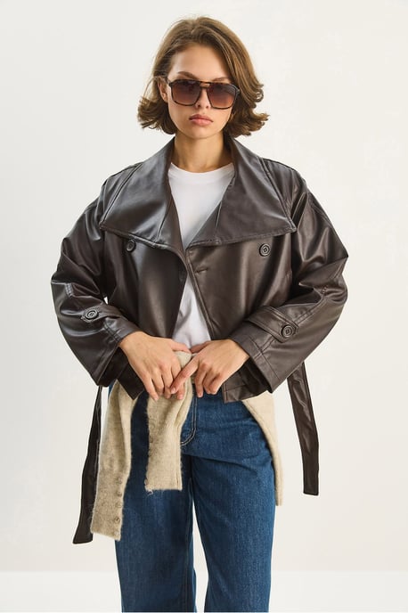 Übergroße Kunstlederjacke mit Knopfverschluss - Image 3