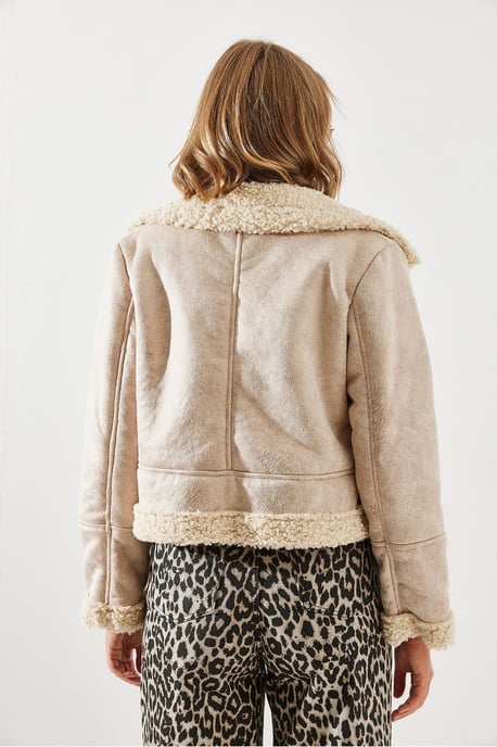 Kunstleder-Crop-Jacke mit Schalkragen - Image 3