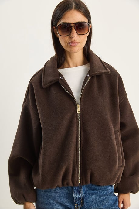 Überdimensionale Reißverschlussjacke mit Fellkragen - Image 6