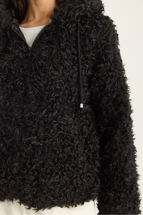 Hooded Fleece Mantel - Image 5