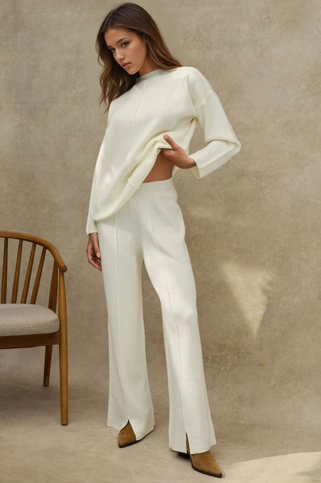 Langes Sweatshirt & Hohe Taillierte Weitbeinige Strickoutfit - Image 2
