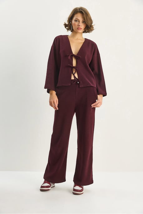 V-Ausschnitt Strickjacke und weit geschnittene Hose Set - Image 4