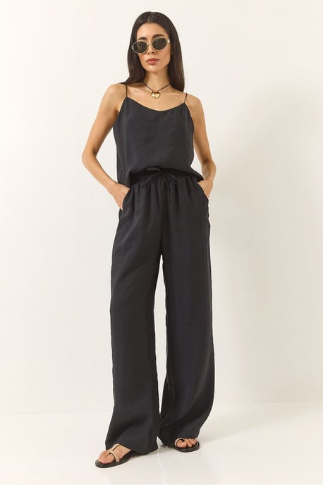 Ärmelloses Top und Weite Hosen Set - Image 4