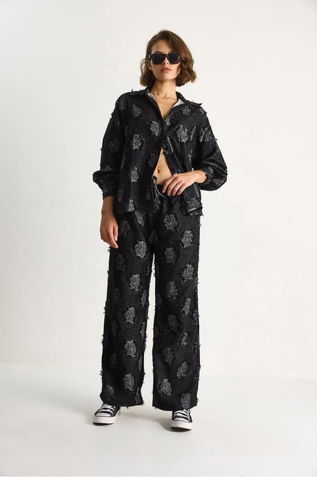 Besticktes Oversized-Shirt und weit geschnittene Hose im Set - Image 3