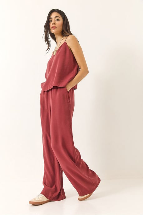 Ärmelloses Top und weite Hosen Koordinaten-Set - Image 4