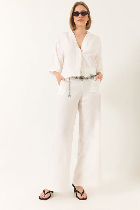 V-Ausschnitt-Tunika und weite Hose 2-teiliger Set - Image 1