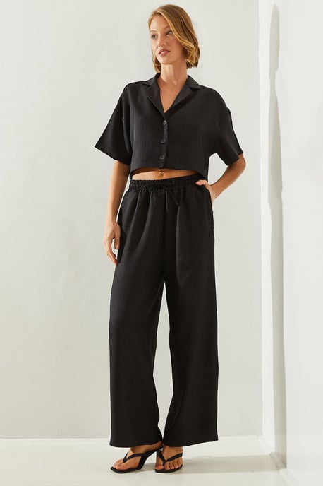 Geknöpftes Crop-Shirt und weit geschnittene Hose Set - Image 1