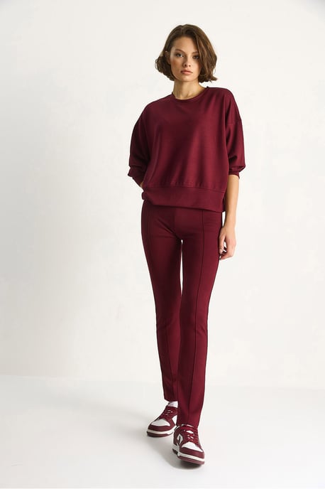 Tailliertes Langarm-Shirt mit Rundhalsausschnitt im zweiteiligen Set - Image 5