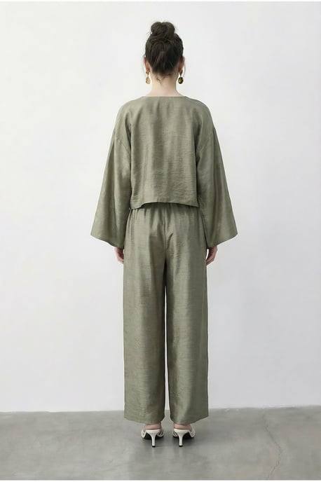 Blumen-Muster V-Ausschnitt Übergröße Kimono und Weite Hose Set - Image 4