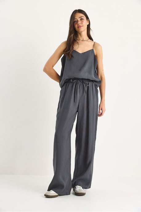 Ärmelloses Top und weite Hosen Set - Image 2