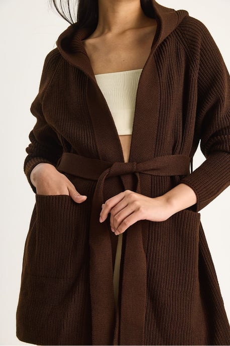 Kapuzenstrickjacke mit Bindebandverschluss - Image 6