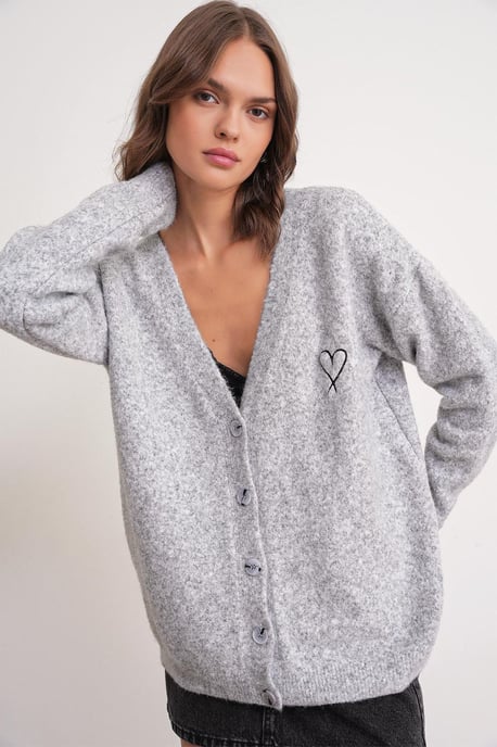 Übergroßer Strick-Cardigan mit Herzdetail - Image 1
