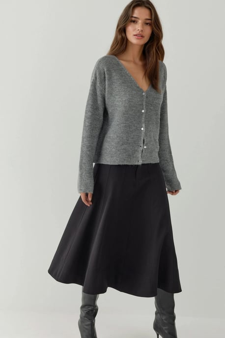 Ultrasofter V-Ausschnitt cardigan mit Knöpfen in Doppelverwendung - Image 4