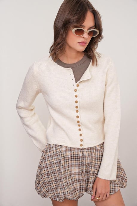 Geknöpfte gerippte Strickjacke - Image 3