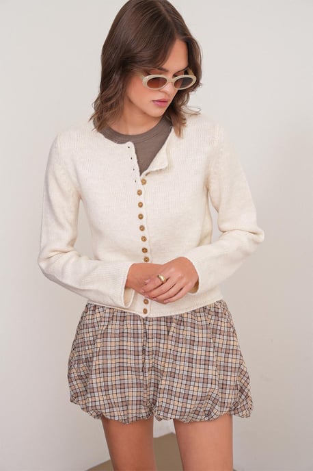 Geknöpfte gerippte Strickjacke - Image 4