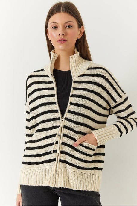 Gestreifter Strick-Cardigan mit Reißverschluss und Taschen - Image 4