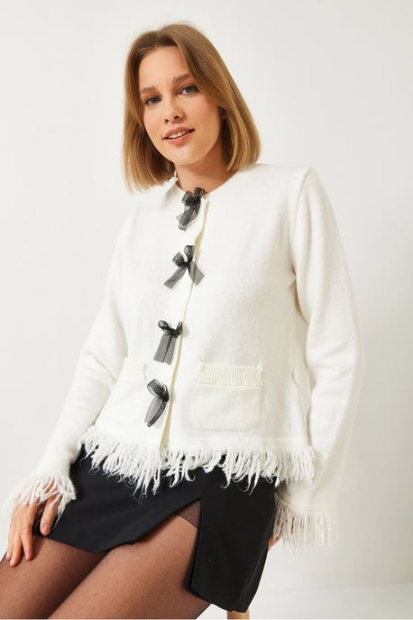 Rippstrick-Cardigan mit Knopfverschluss und Rüschen - Image 2