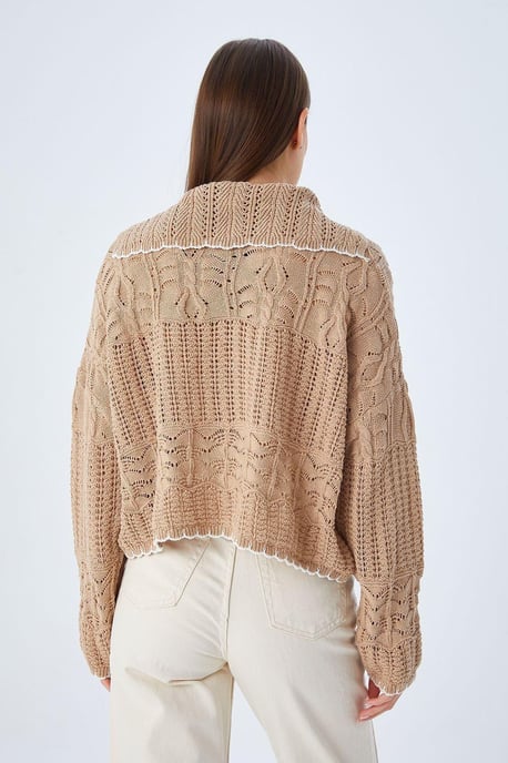 Strukturierter Strickjacke mit Knopfverschluss - Image 6