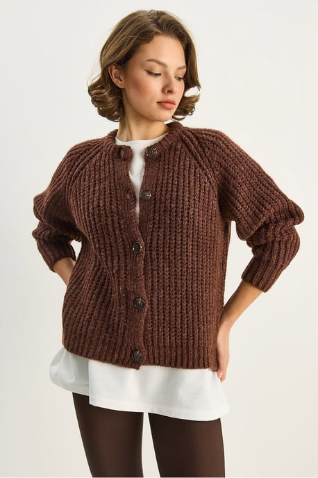 Strickjacke mit Knopfverschluss - Image 5
