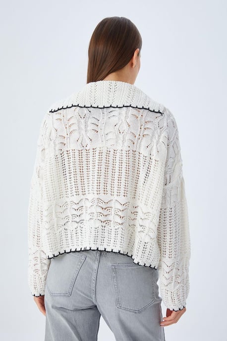 Strukturierter Strickjacke mit Knopfverschluss - Image 6