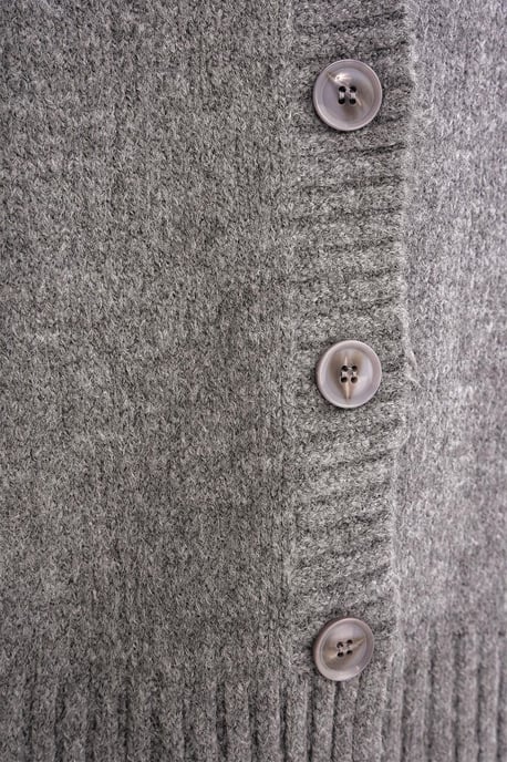 Gestreifter V-Ausschnitt Cardigan mit Knöpfen - Image 5