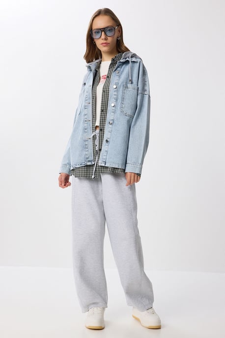 Kapuzdenimjacke - Image 3