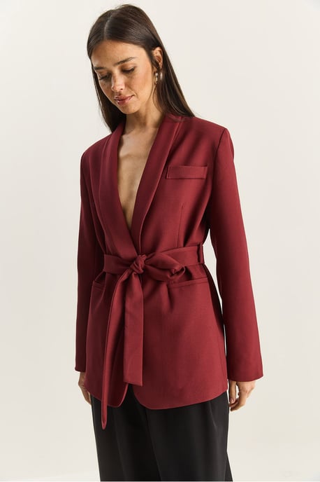 Regular Fit Blazerjacke mit Gürtel-Detail - Image 2