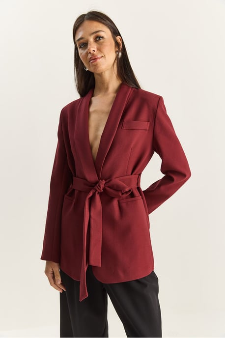 Regular Fit Blazerjacke mit Gürtel-Detail - Image 5