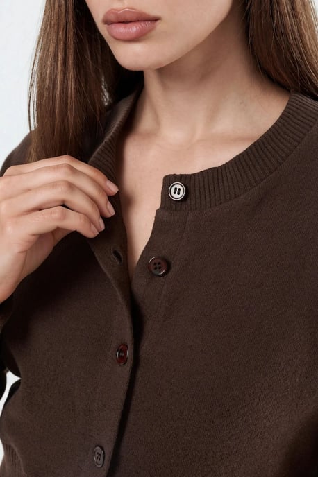 Lässige kurz geschnittene Jacke mit Crew-Hals und Knöpfen - Image 6