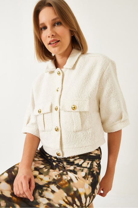 Gekürzte Plüschjacke mit Knöpfen und Hemdkragen - Image 4