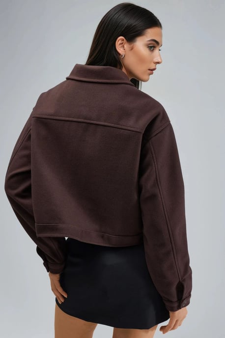 Kurze Gabardinejacke mit Reißverschluss und Tasche - Image 4