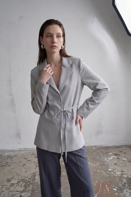 Blazerjacke mit Krawattendetail aus Crepe - Image 3