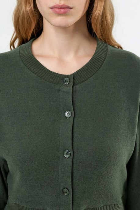 Lässige Cropped-Jacke mit Rundhalsausschnitt und Knopfleiste - Image 5