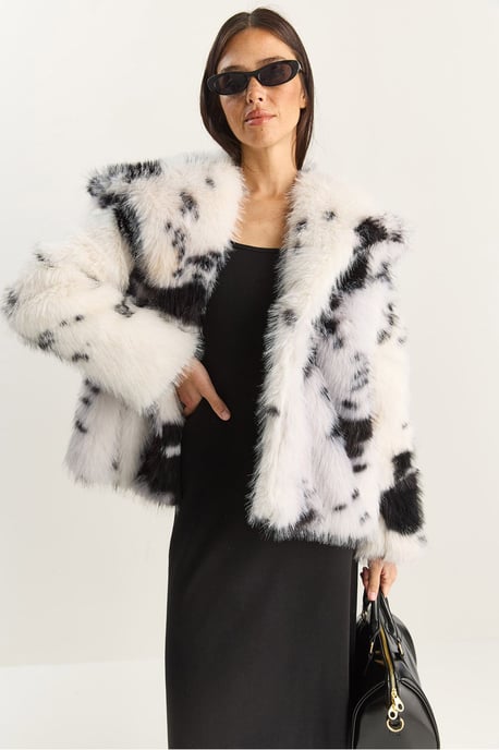 Übergroße Plüschjacke aus Kunstfell - Image 4