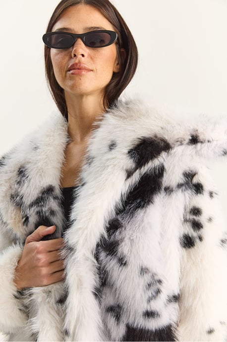 Übergroße Plüschjacke aus Kunstfell - Image 6