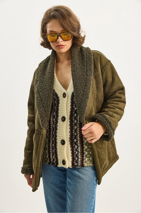 Faux-Fur-Beschichteter Knopfmantel - Image 3