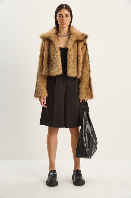 Musterhafte Plüsch-Faux-Fur-Jacke - Image 2