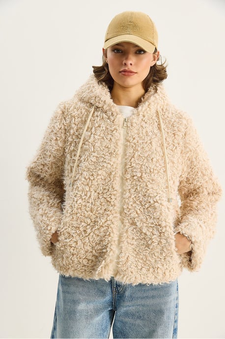 Hooded Fleece Mantel - Image 6
