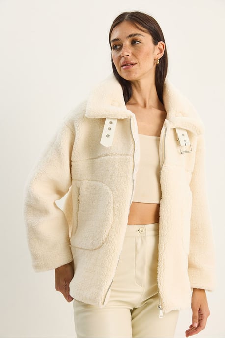 Oversized Plüsch Strick Pufferjacke mit Reißverschluss - Image 2
