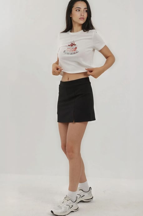 Texturierte Mini-Shorts mit elastischem Bund - Image 3