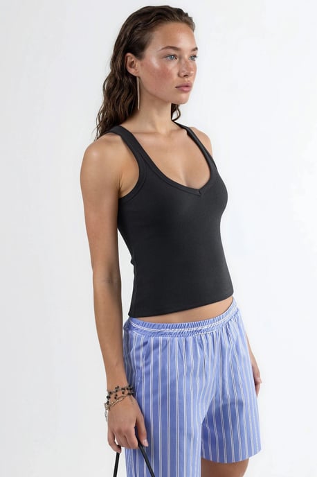 V-Ausschnitt Ripp-Viskose-Mix Tanktop - Image 2