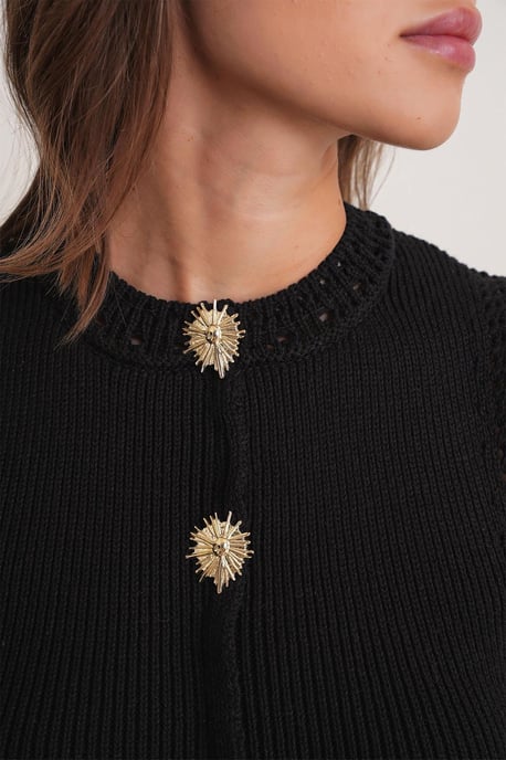 Strukturiertes Strick-Crop-Top mit Knopfdetails - Image 6