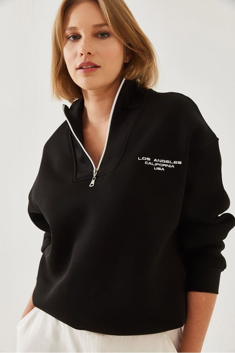 Übergroßer Strickpullover mit Reißverschlusskragen - Image 2