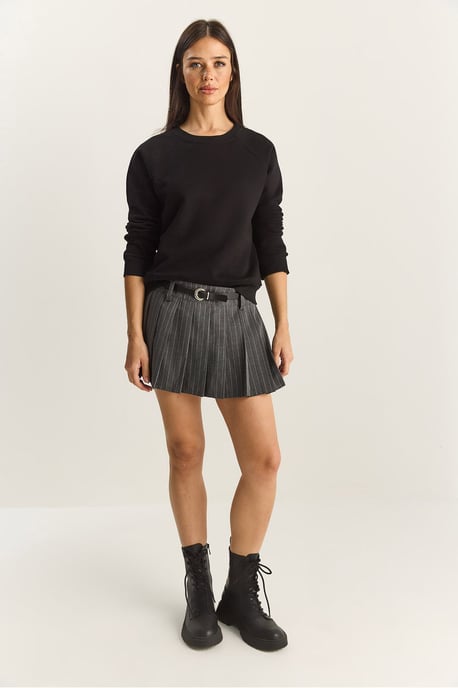 Lässiges Sweatshirt mit Rundhalsausschnitt aus Strick - Image 2
