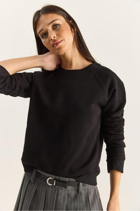 Lässiges Sweatshirt mit Rundhalsausschnitt aus Strick - Image 5