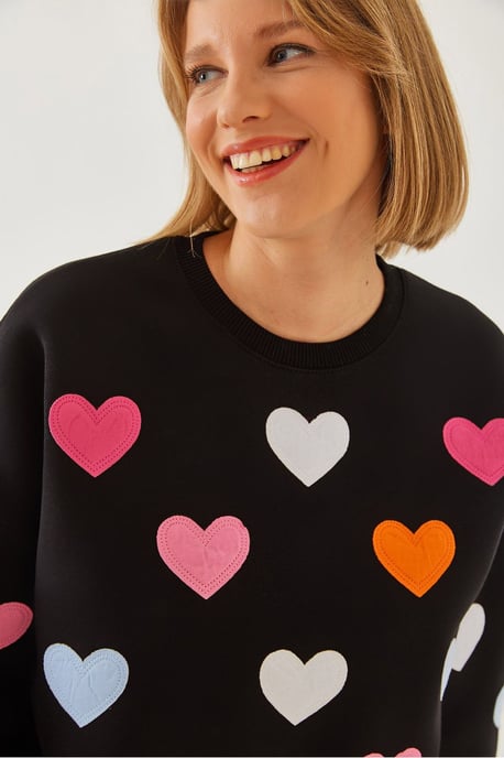 Bestickter Herzmuster Rundhals-Sweatshirt - Image 1