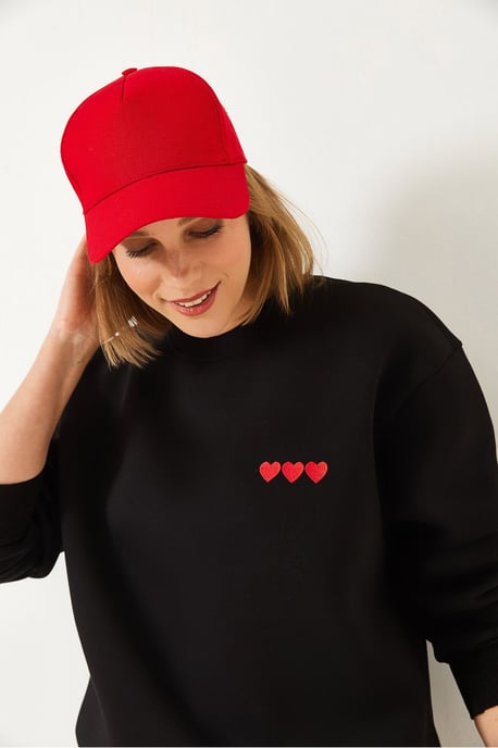 Bestickter Rundhals-Sweatshirt mit lässiger Passform - Image 4