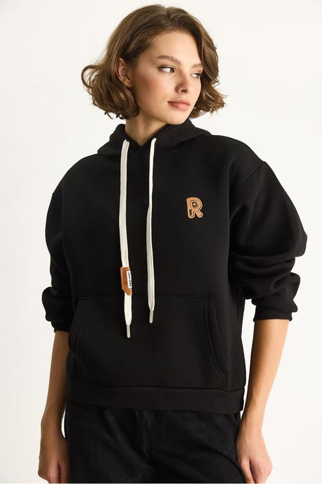Bestickter Kapuzenpullover - Image 2