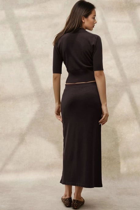 Strukturierter Turtleneck-Crop-Pullover - Image 5