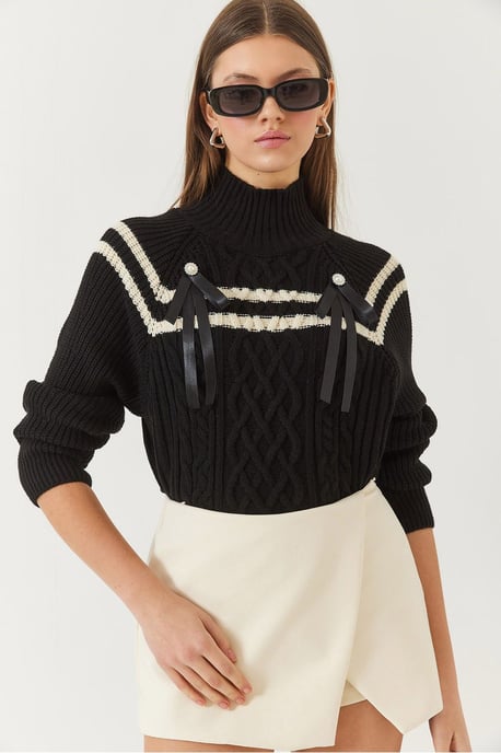 Rollkragen Baklava Strickpullover mit Ripsband-Detail - Image 4